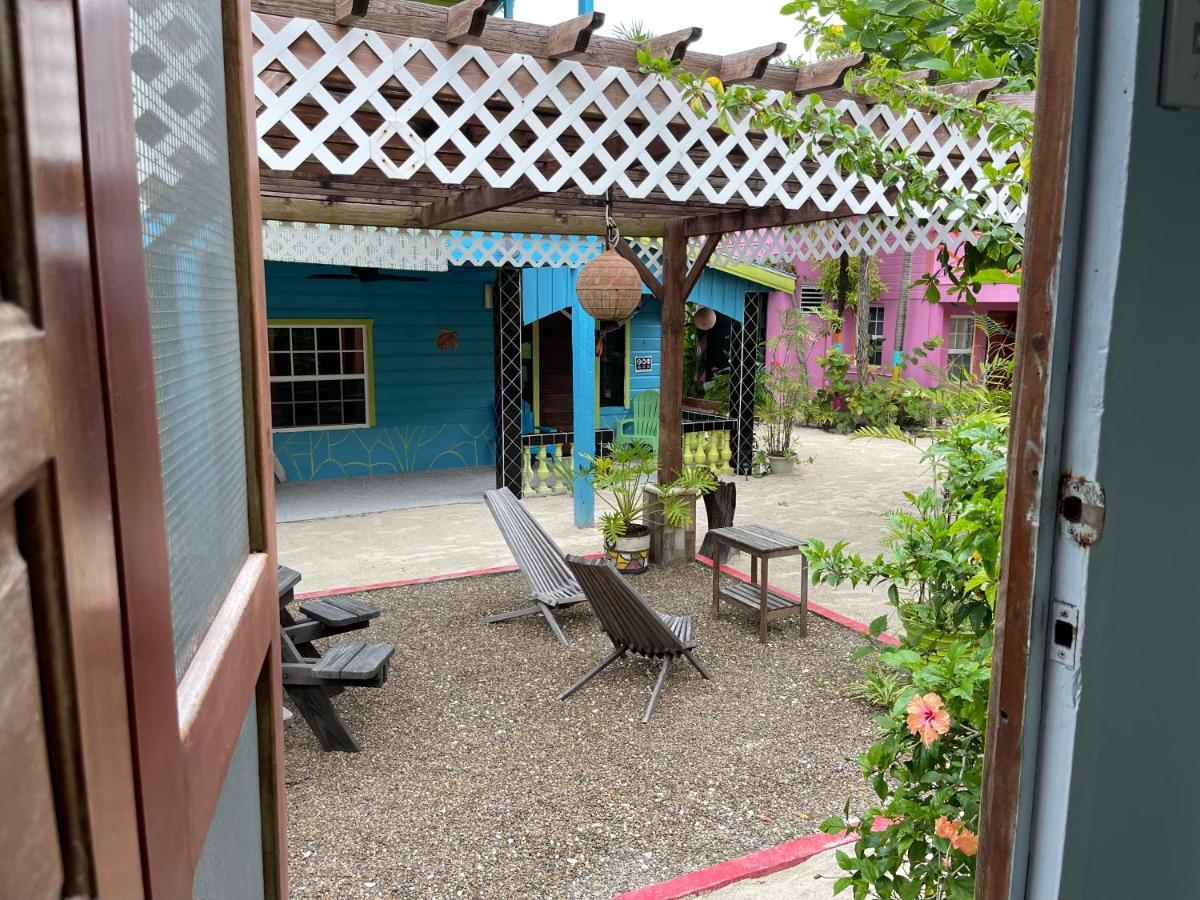 Sea N Sun Guest House Caye Caulker Zewnętrze zdjęcie
