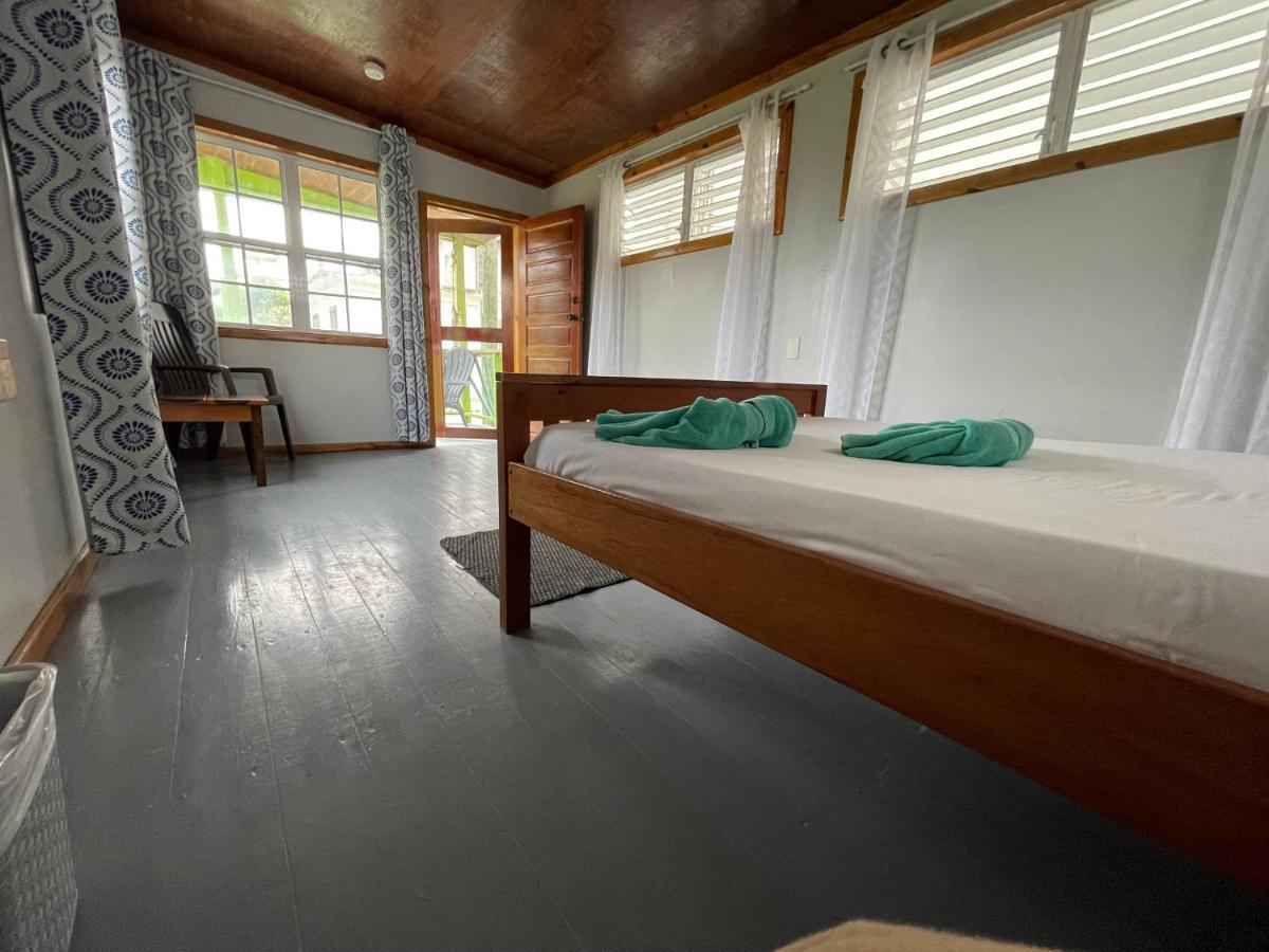 Sea N Sun Guest House Caye Caulker Zewnętrze zdjęcie