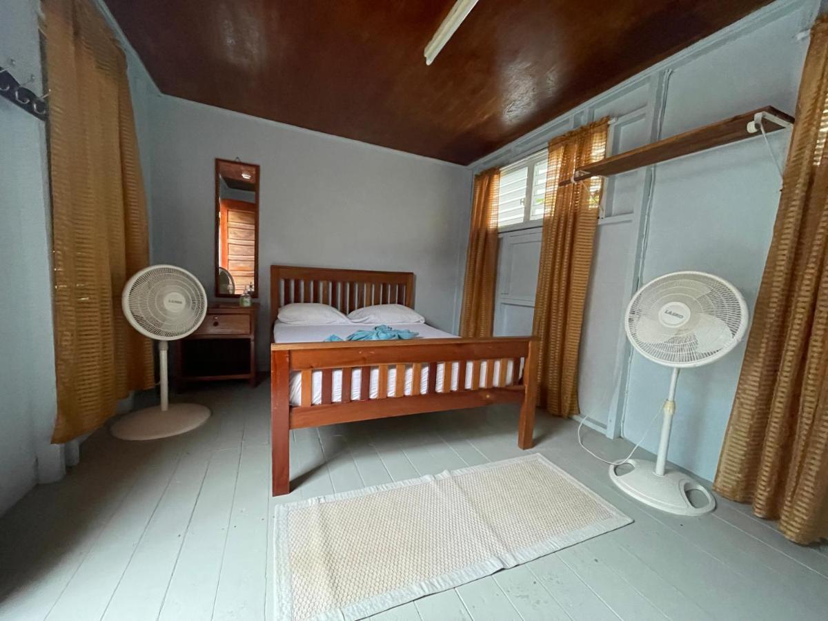 Sea N Sun Guest House Caye Caulker Zewnętrze zdjęcie