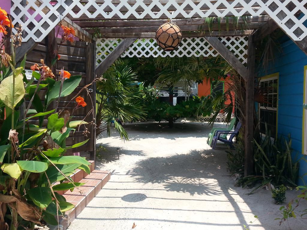 Sea N Sun Guest House Caye Caulker Zewnętrze zdjęcie